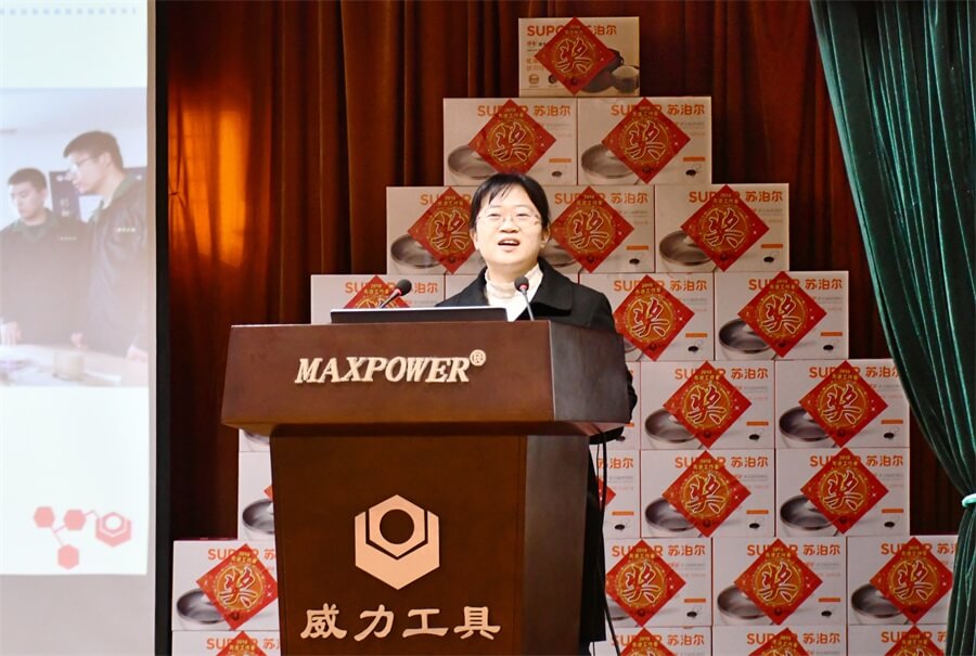 k8.com工具集团2019年度职工大会顺利召开(图10) k8.com工具集团2019年度职工大会顺利召开(图10)