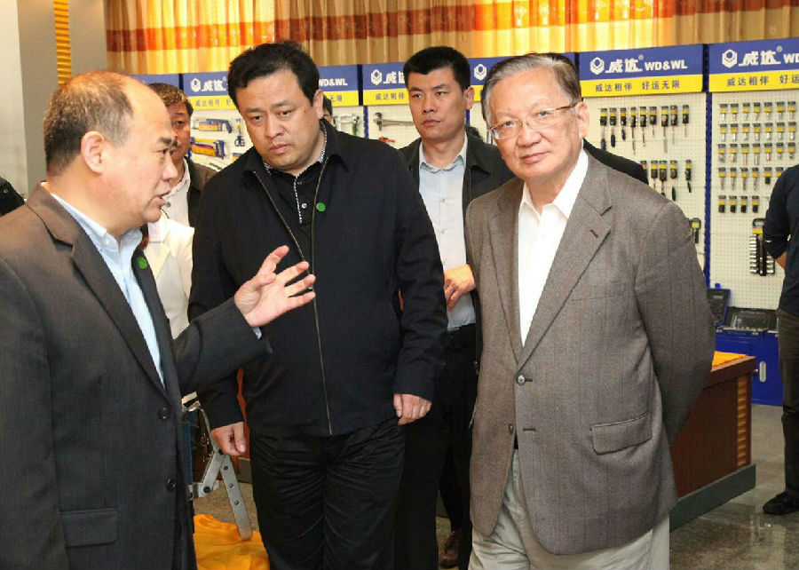 原国务委员、外交部部长唐家璇视察k8.com工具集团(图3)