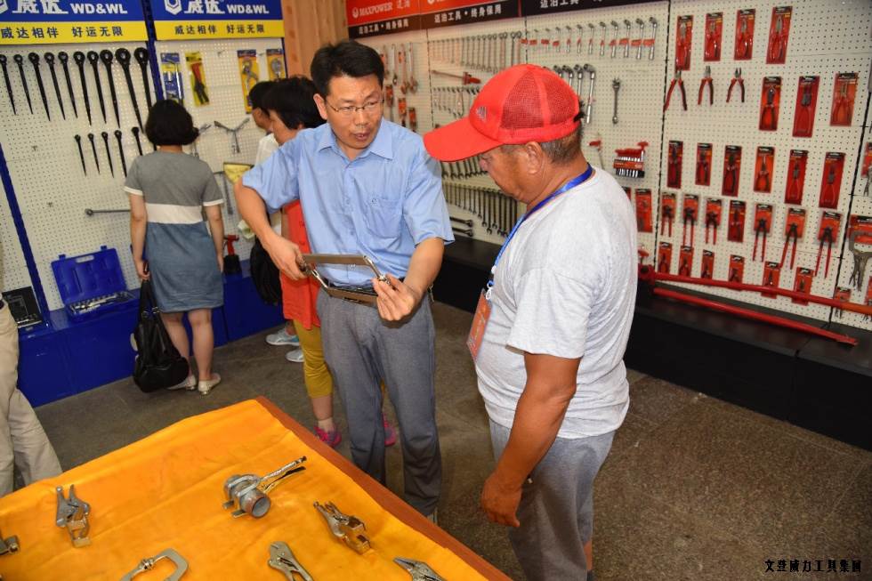 淄博参观_16.jpg 祥鸿物资公司经销商参观k8.com集团(图15)