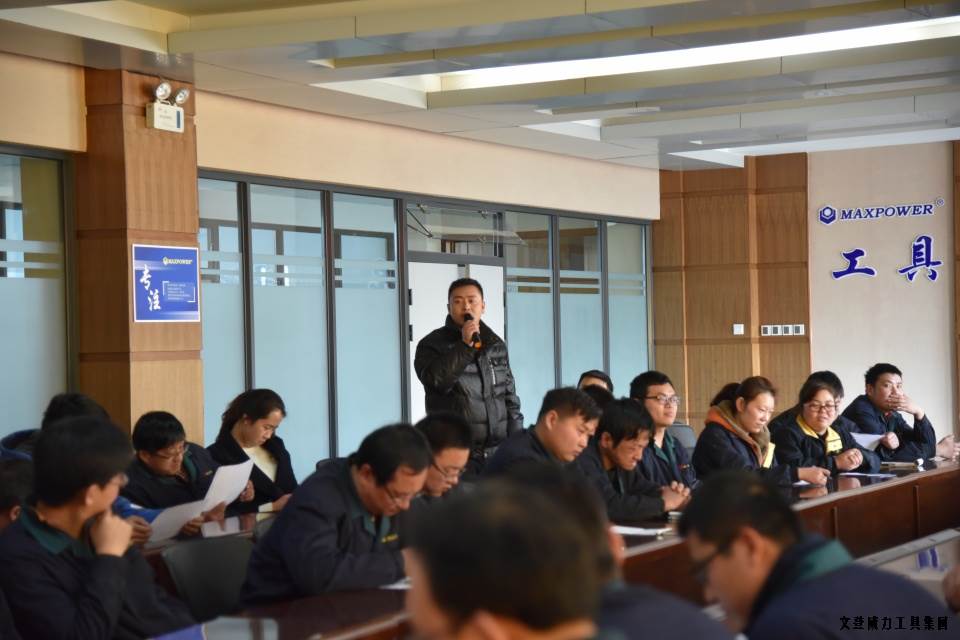 人才座谈会_06.JPG 文登k8.com工具集团举办人才座谈会(图6)