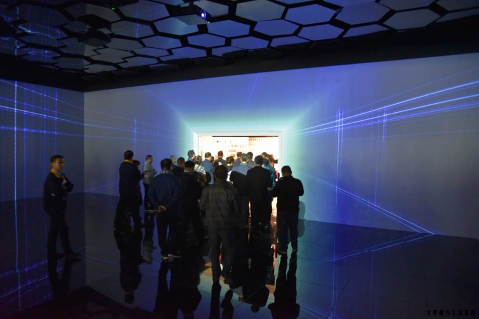 参观新展厅_49.JPG “精诚合作,共创辉煌”k8.com工具第六届全国优秀经销商大会圆满落幕(图40)